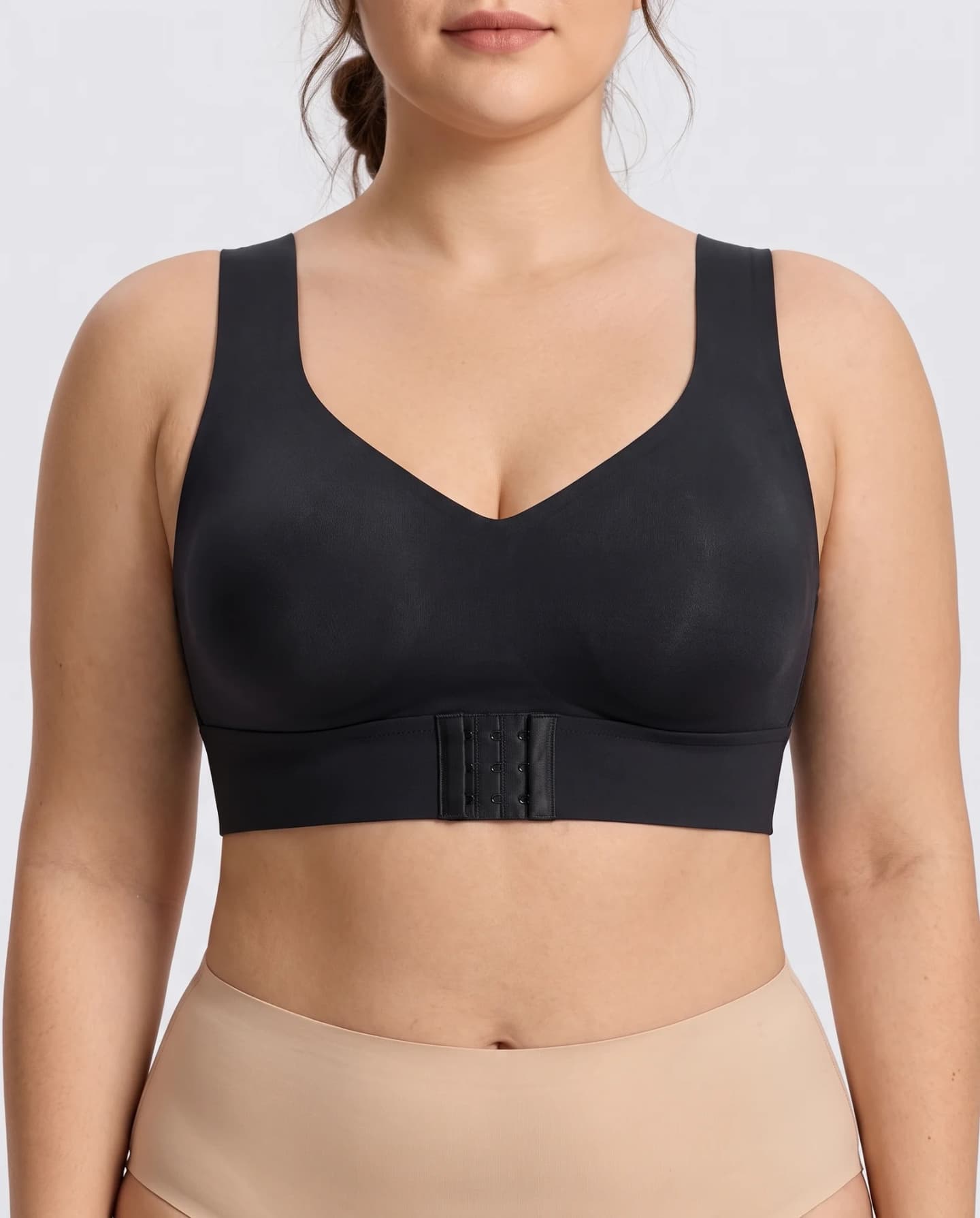 ShapeChic Posture Bra in black, front closure